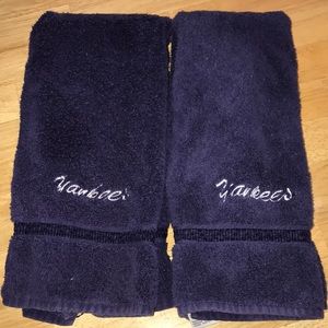 Two New York Yankee hand towels